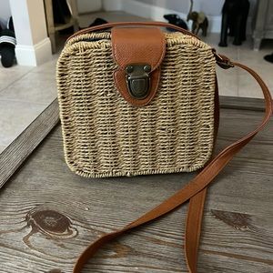 Basket purse